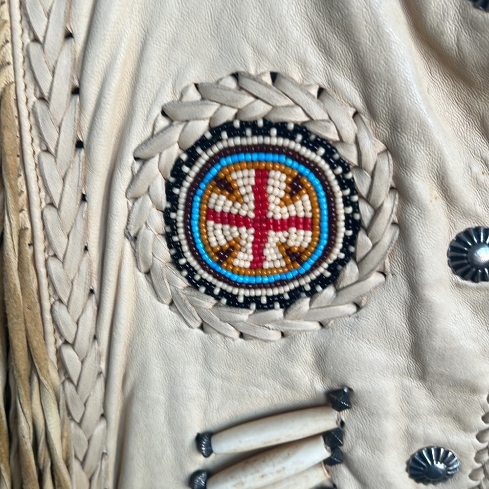 Diamond Leathers Hand-Beaded, Western Style, Fringe Vest!!! Sz 6 - Picture 3 of 6